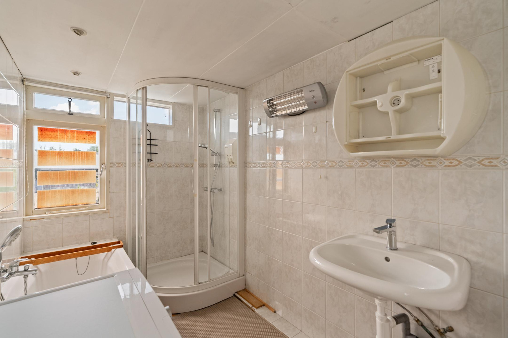 Hoekwoning te koop: Kanaalweg 32, Capelle Aan Den Ijssel