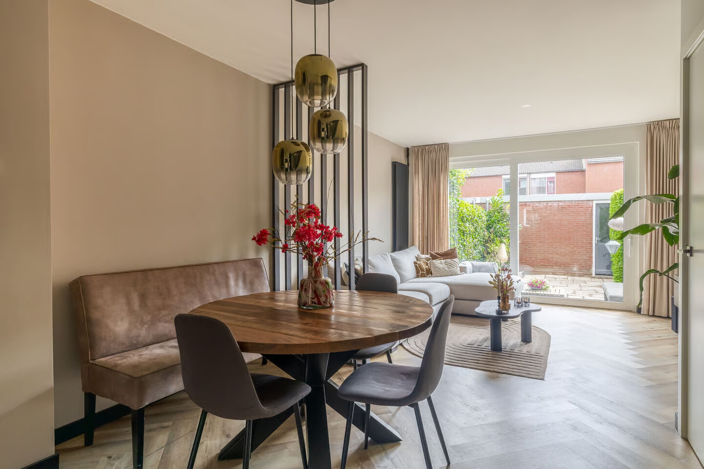 Tussenwoning te koop: St. Annabaai 27, Capelle Aan Den Ijssel