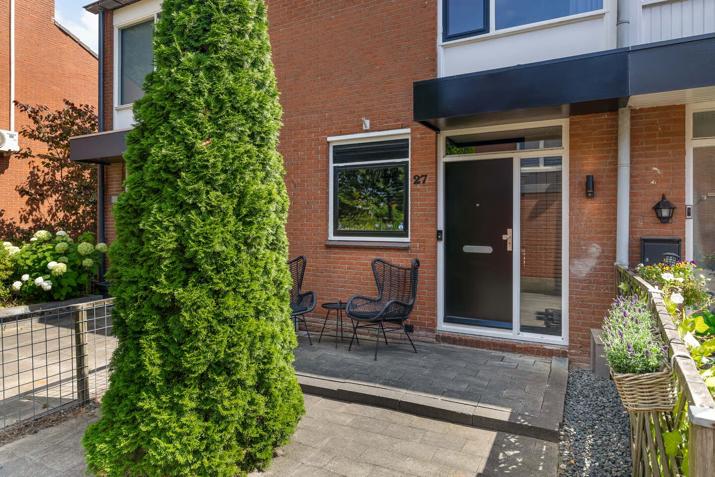 Tussenwoning te koop: St. Annabaai 27, Capelle Aan Den Ijssel