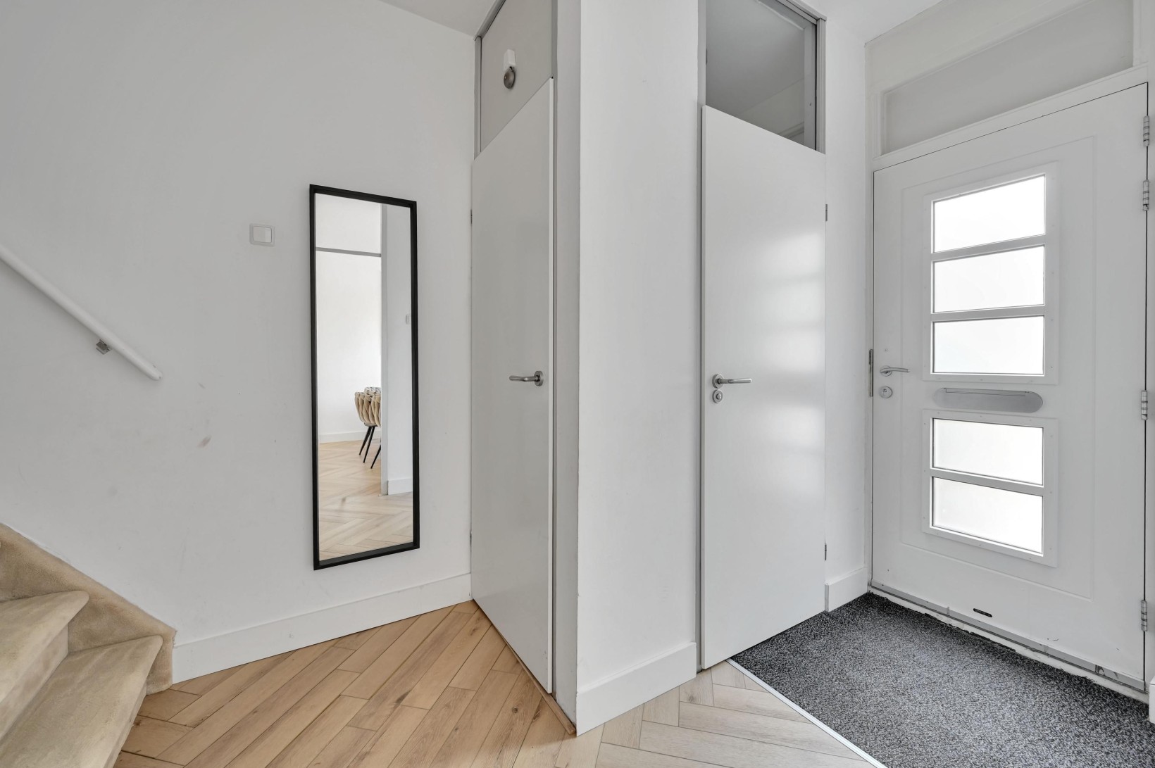 Tussenwoning te koop: Geelvinkbaai 21, Capelle Aan Den Ijssel