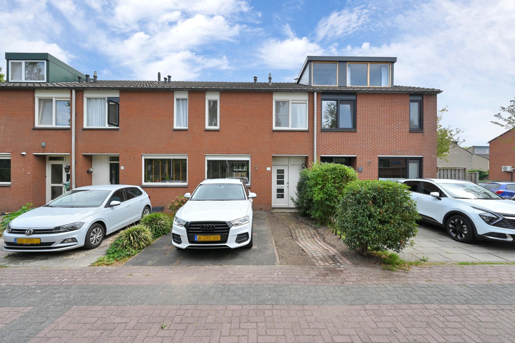 Tussenwoning te koop: Geelvinkbaai 21, Capelle Aan Den Ijssel