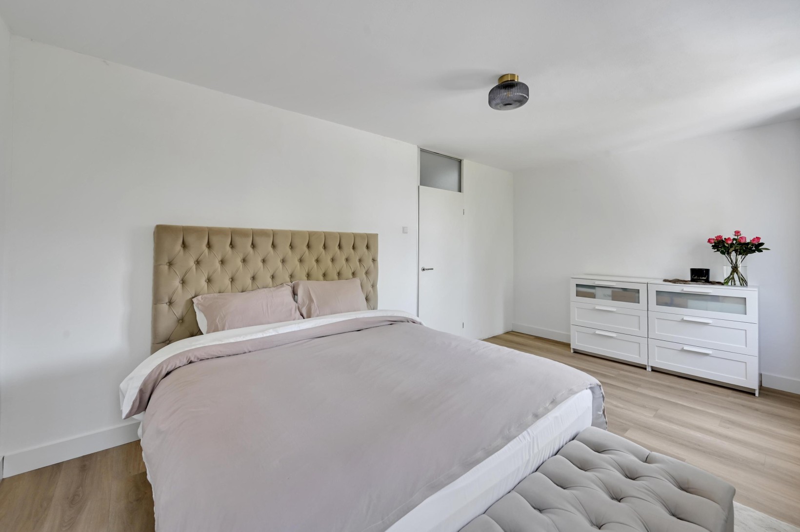 Tussenwoning te koop: Geelvinkbaai 21, Capelle Aan Den Ijssel