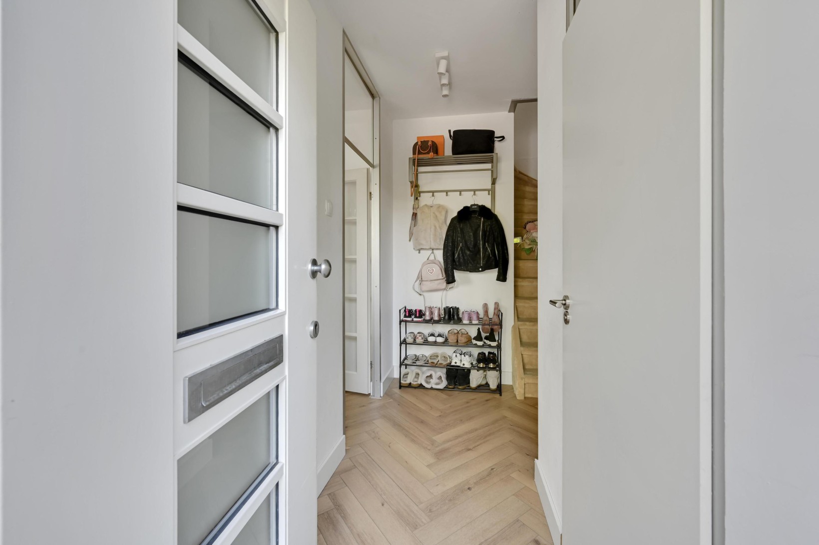 Tussenwoning te koop: Geelvinkbaai 21, Capelle Aan Den Ijssel