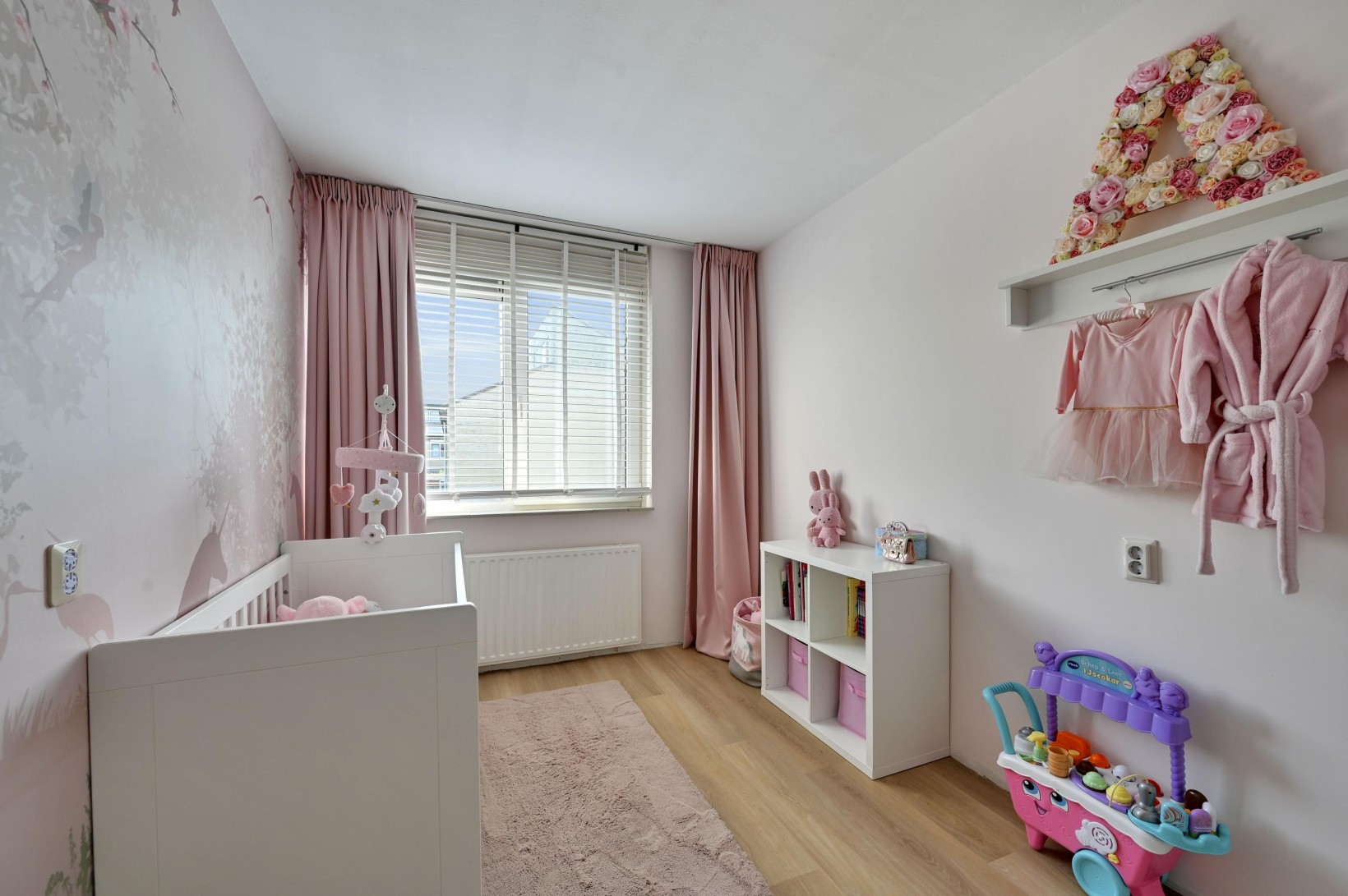 Tussenwoning te koop: Geelvinkbaai 21, Capelle Aan Den Ijssel