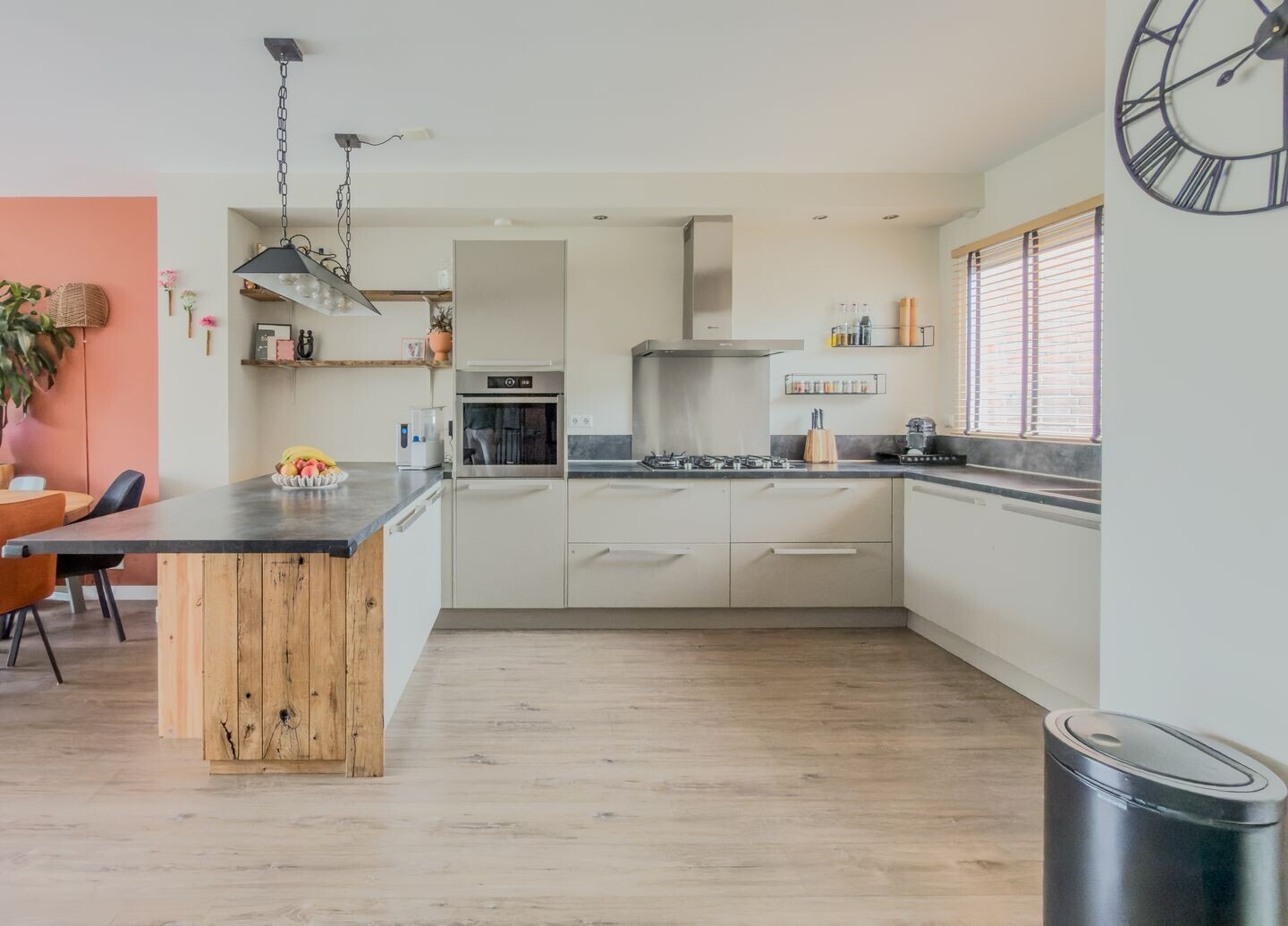Tussenwoning te koop: Savanne 132, Capelle Aan Den Ijssel