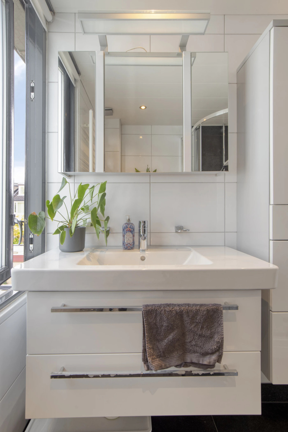 Tussenwoning te koop: Lofoten 11, Capelle Aan Den Ijssel