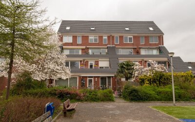 Anton Wacht. 90