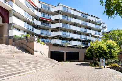 Henry Moore. 178