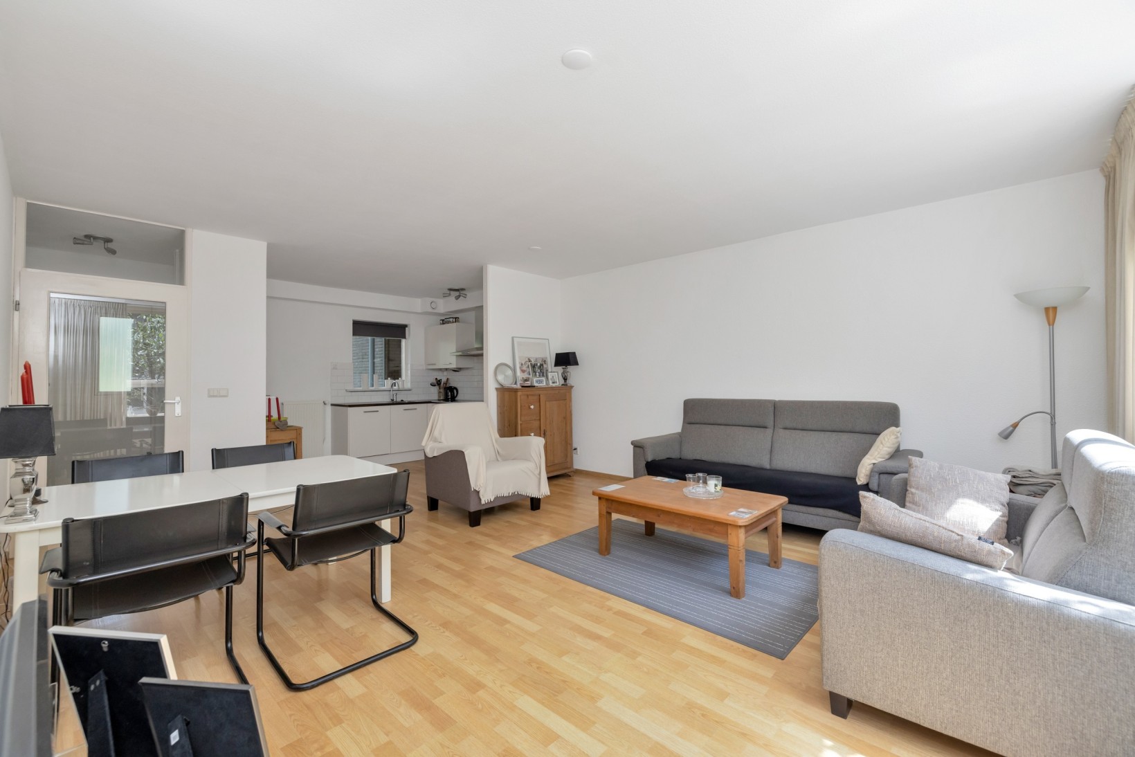 Appartement te koop: Henry Moorepassage 61, Capelle Aan Den Ijssel