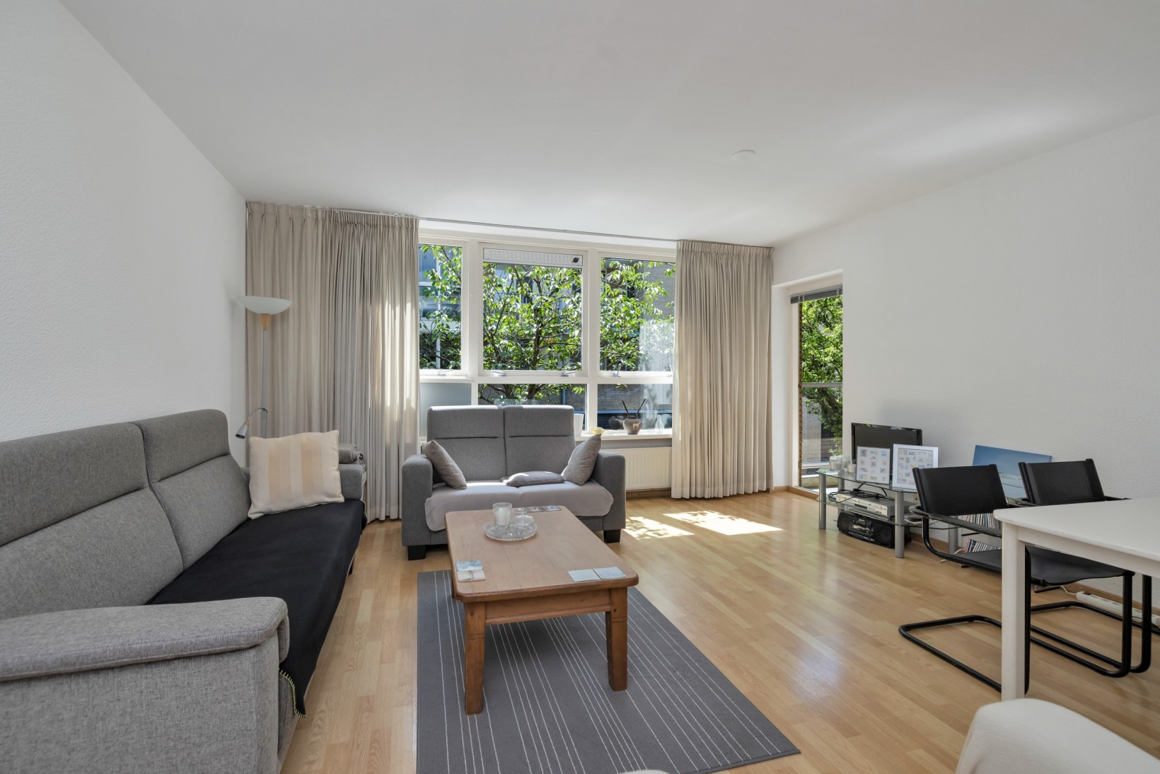 Appartement te koop: Henry Moorepassage 61, Capelle Aan Den Ijssel