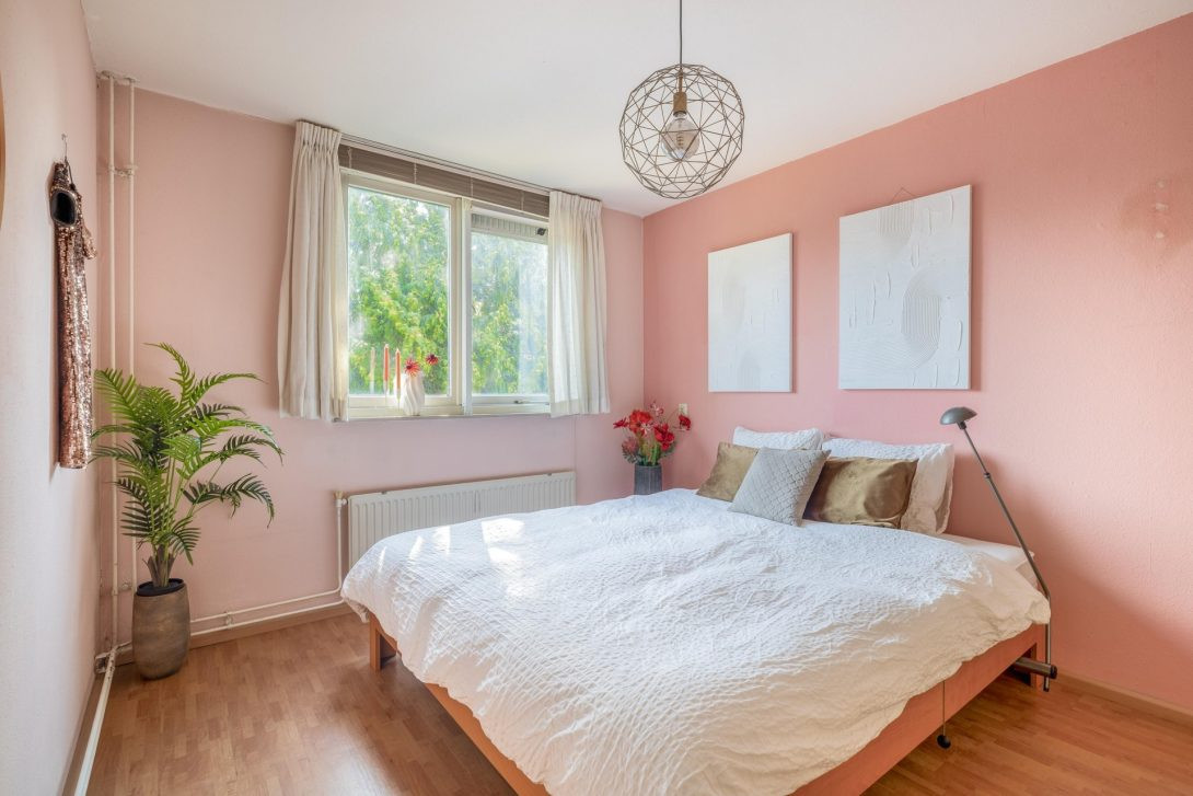 Tussenwoning te koop: Ernst Barlachrade 22, Capelle Aan Den Ijssel