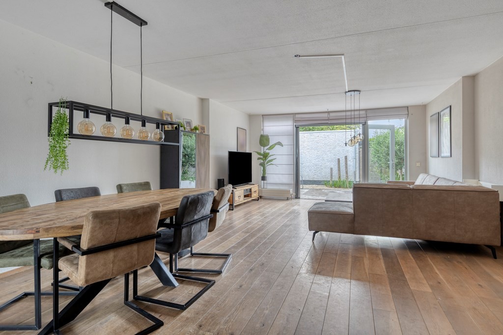 Tussenwoning te koop: Veldewater 19, Nieuwerkerk Aan Den Ijssel