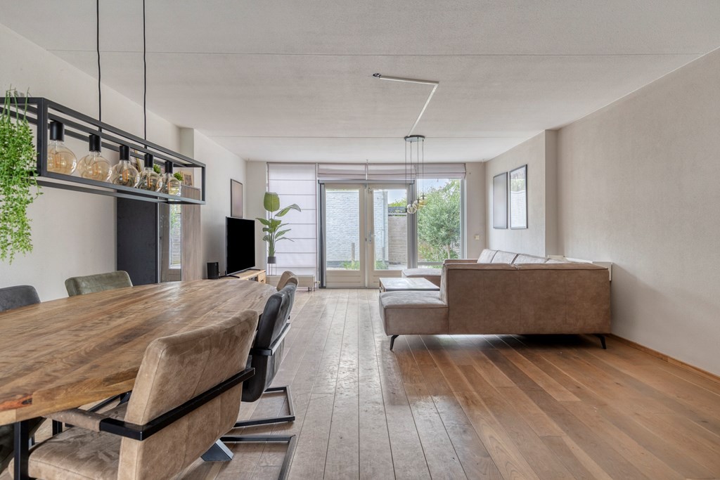 Tussenwoning te koop: Veldewater 19, Nieuwerkerk Aan Den Ijssel