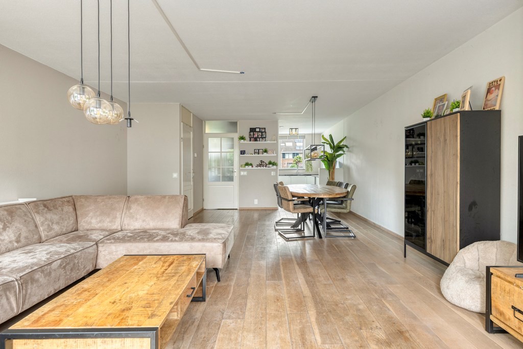Tussenwoning te koop: Veldewater 19, Nieuwerkerk Aan Den Ijssel