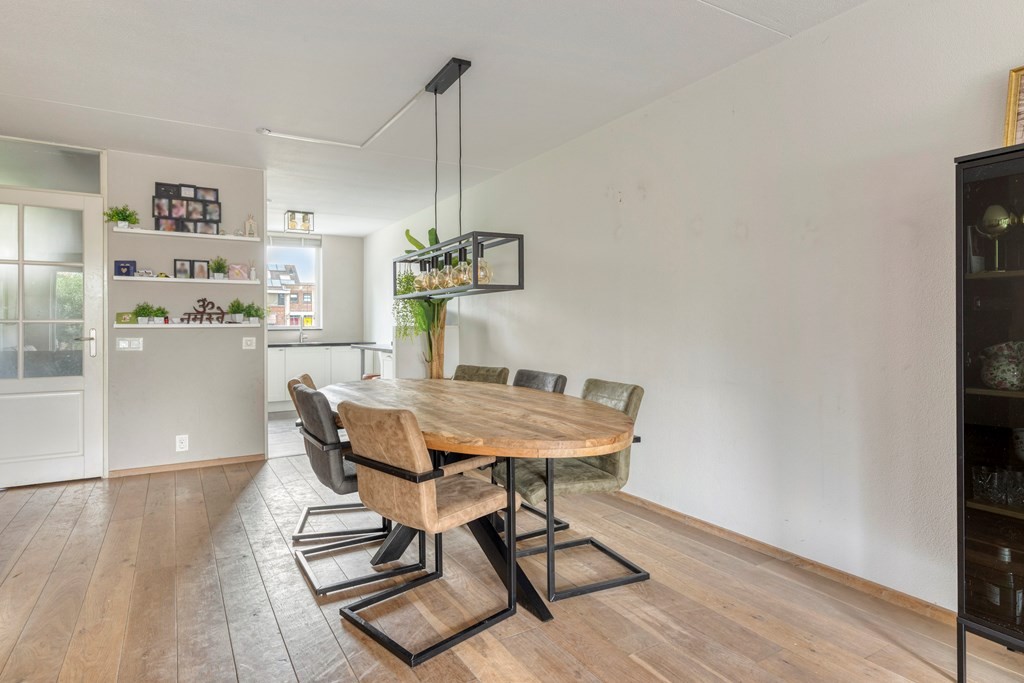 Tussenwoning te koop: Veldewater 19, Nieuwerkerk Aan Den Ijssel