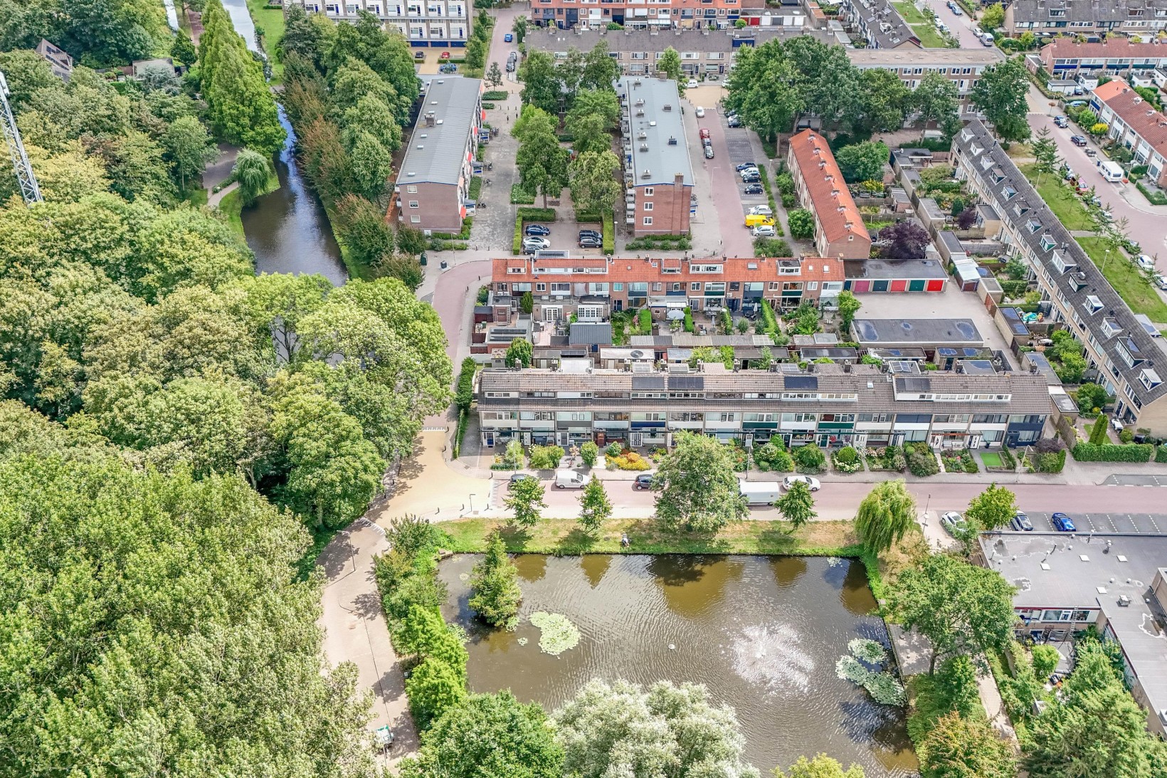 Tussenwoning te koop: Leeghwaterstraat 15, Nieuwerkerk Aan Den Ijssel