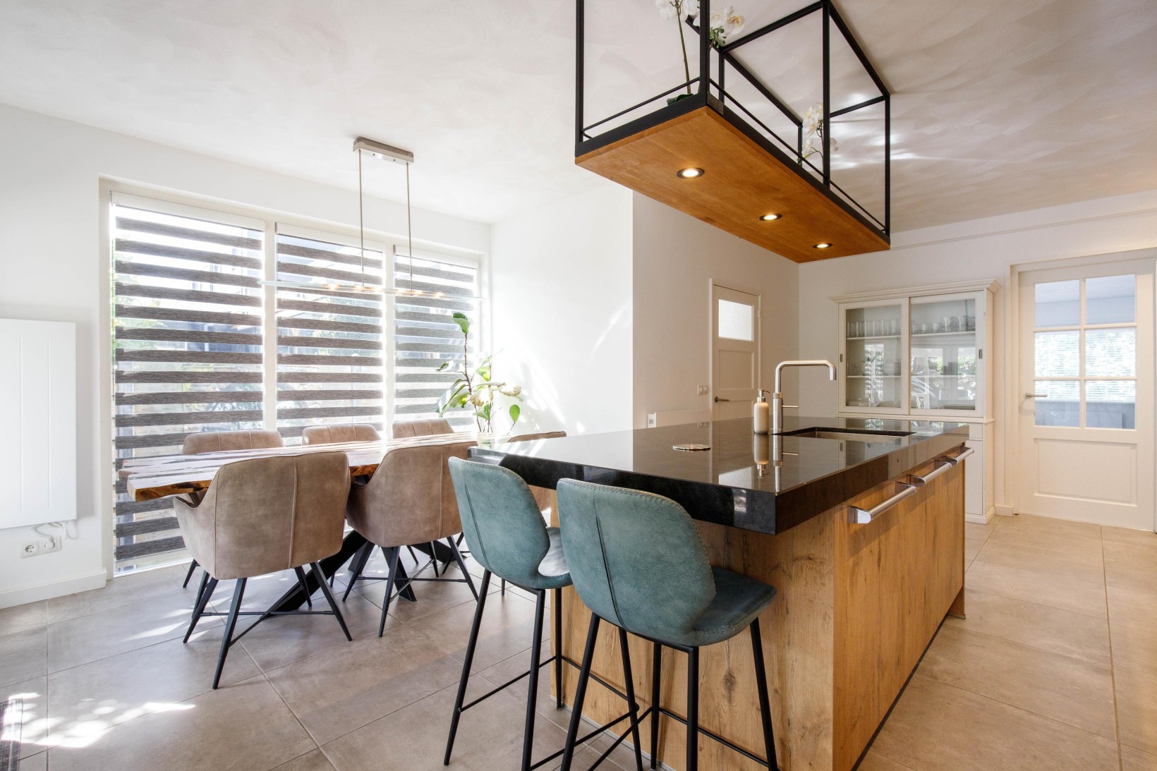 Hoekwoning te koop: Parallelweg-Zuid 75, Nieuwerkerk Aan Den Ijssel
