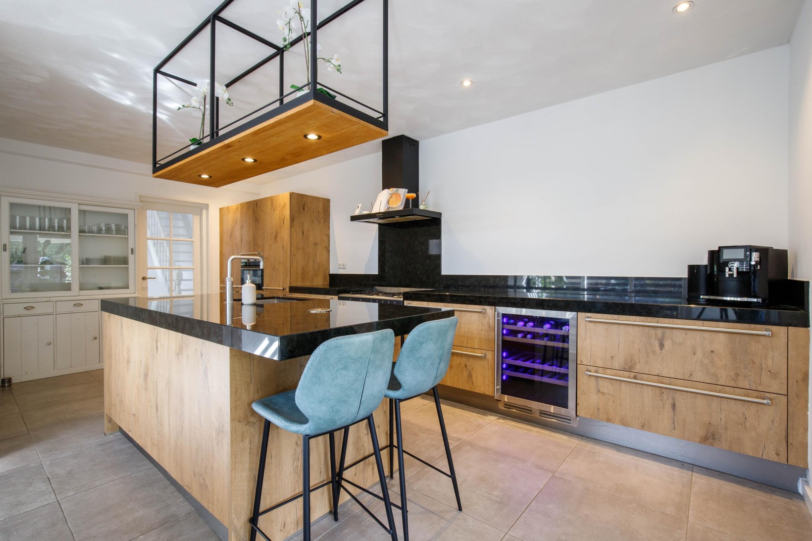 Hoekwoning te koop: Parallelweg-Zuid 75, Nieuwerkerk Aan Den Ijssel