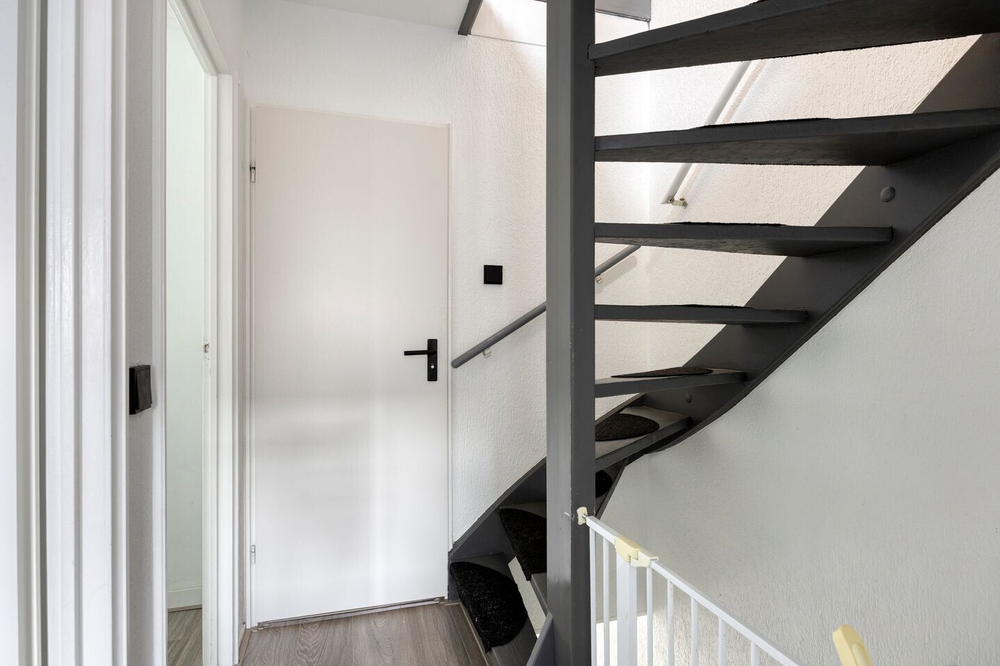 Tussenwoning te koop: Anjerveld 13, Nieuwerkerk Aan Den Ijssel