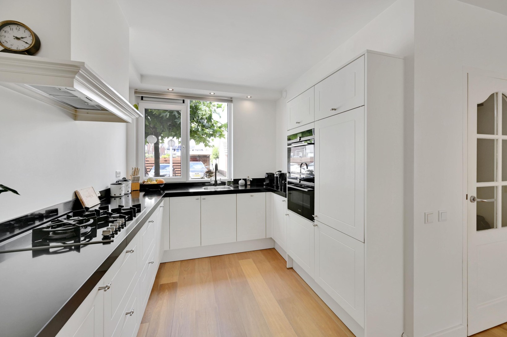 Tussenwoning te koop: Kamilleveld 9, Nieuwerkerk Aan Den Ijssel