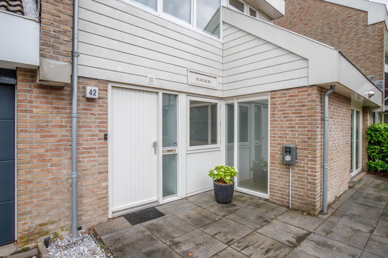 Tussenwoning te koop: Veenmos 42, Nieuwerkerk Aan Den Ijssel