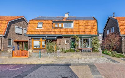 Oosterstraat 25