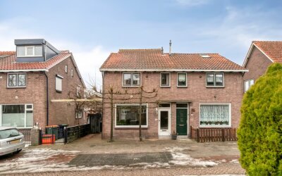 Oosterstraat 48