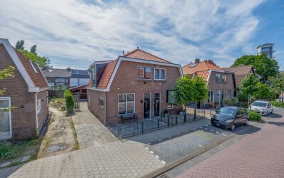 Steenbakker. 18
