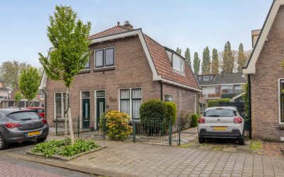 Steenbakker. 24