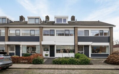 Vrijhof 28
