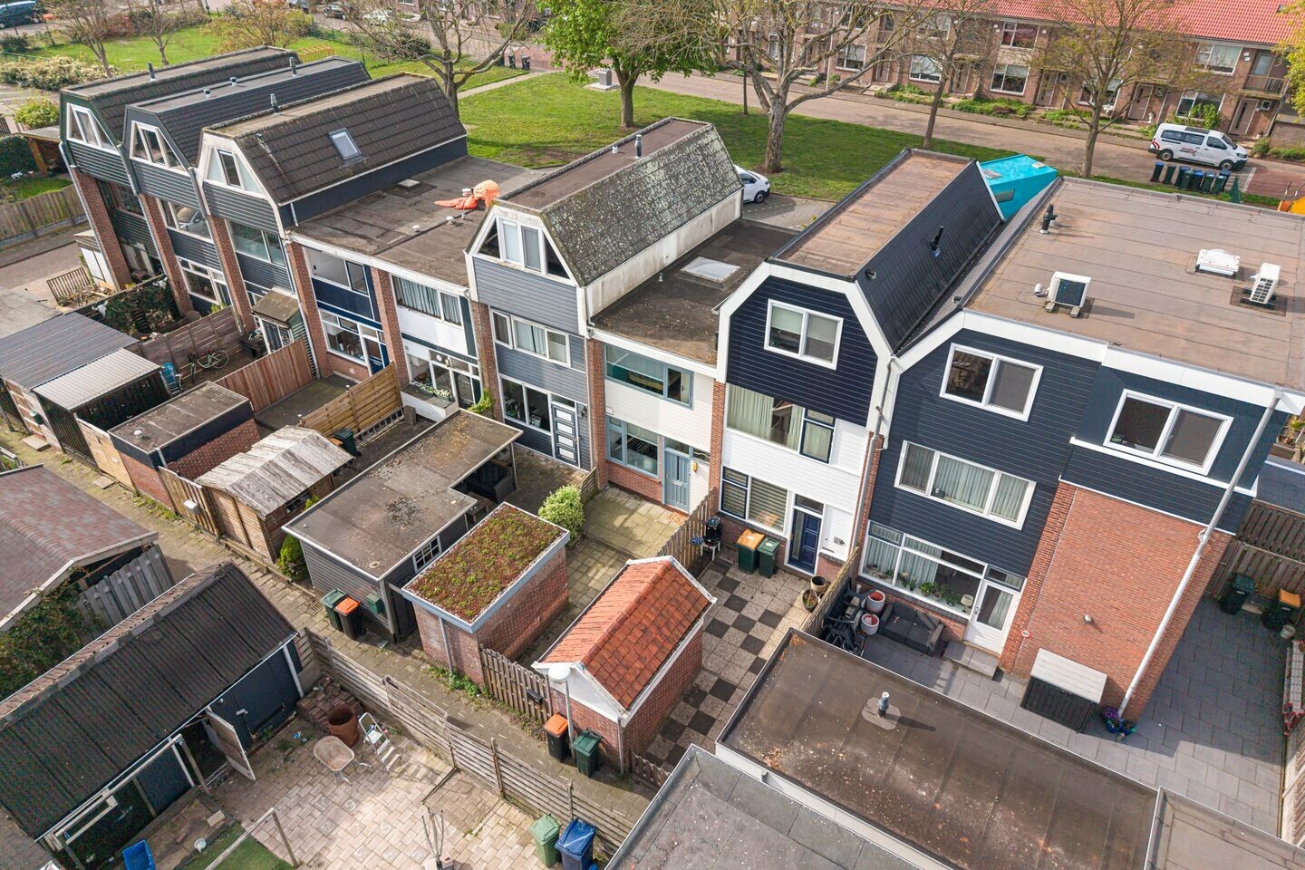 Tussenwoning te koop: Hobbemalaan 43, Krimpen Aan Den Ijssel