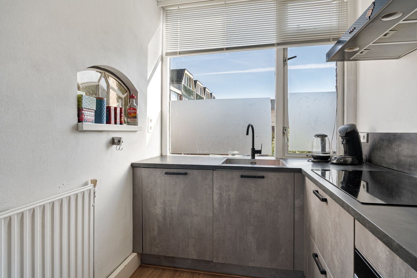 Tussenwoning te koop: Hobbemalaan 43, Krimpen Aan Den Ijssel