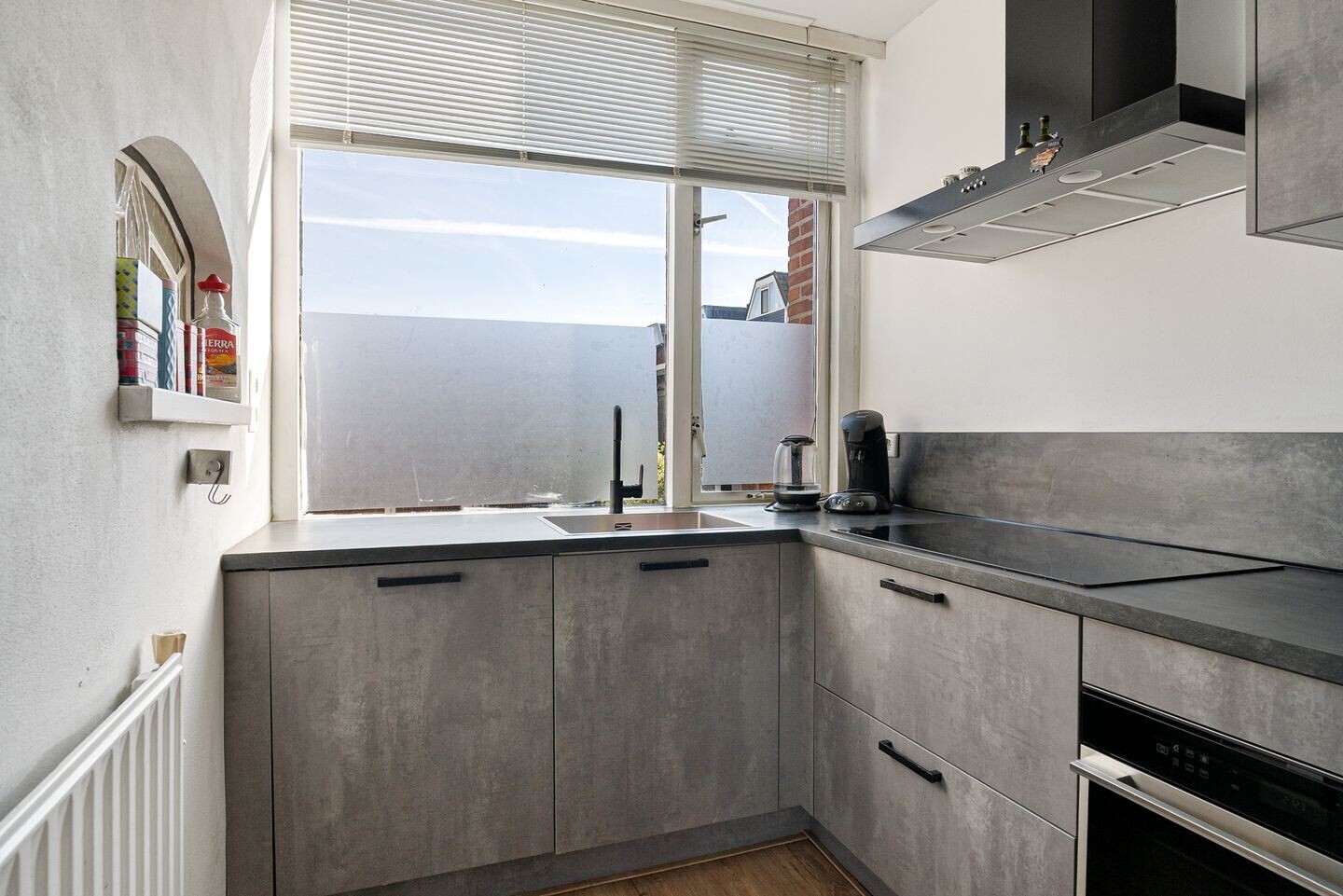 Tussenwoning te koop: Hobbemalaan 43, Krimpen Aan Den Ijssel