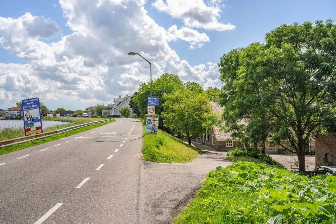Vrijstaande woning te koop: IJsseldijk 134, Krimpen Aan Den Ijssel