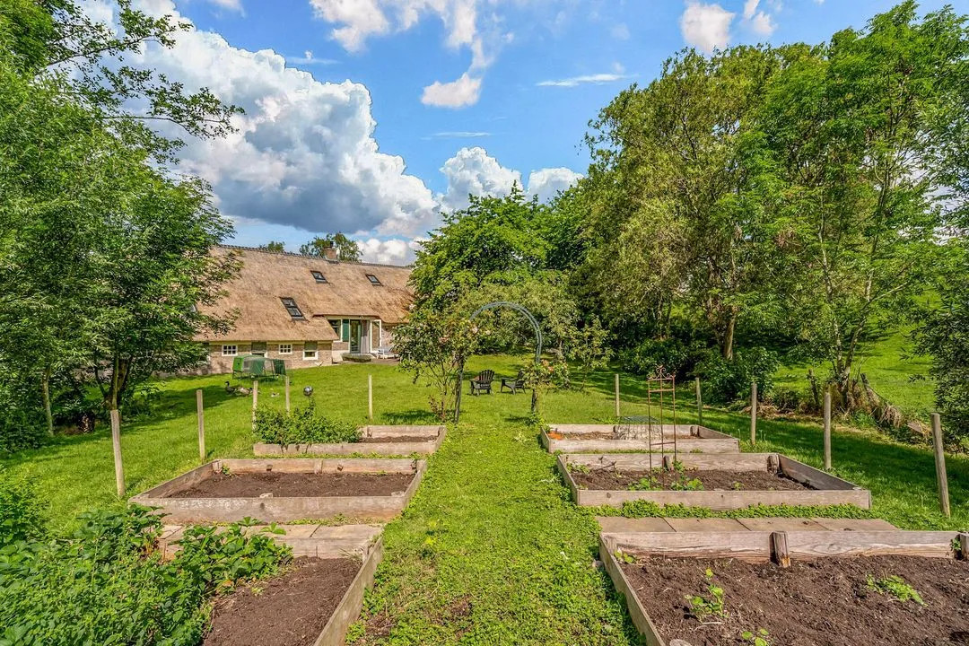 Vrijstaande woning te koop: IJsseldijk 134, Krimpen Aan Den Ijssel