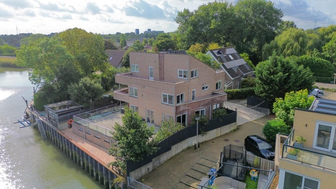 Vrijstaande woning te koop: Aquamarijn 2, Krimpen Aan Den Ijssel