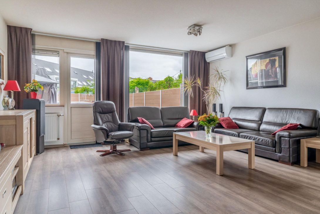 Tussenwoning te koop: Anjelier 27, Krimpen Aan Den Ijssel