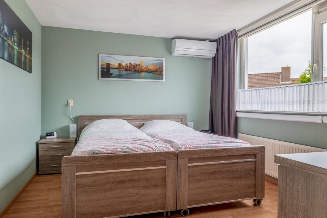 Tussenwoning te koop: Anjelier 27, Krimpen Aan Den Ijssel
