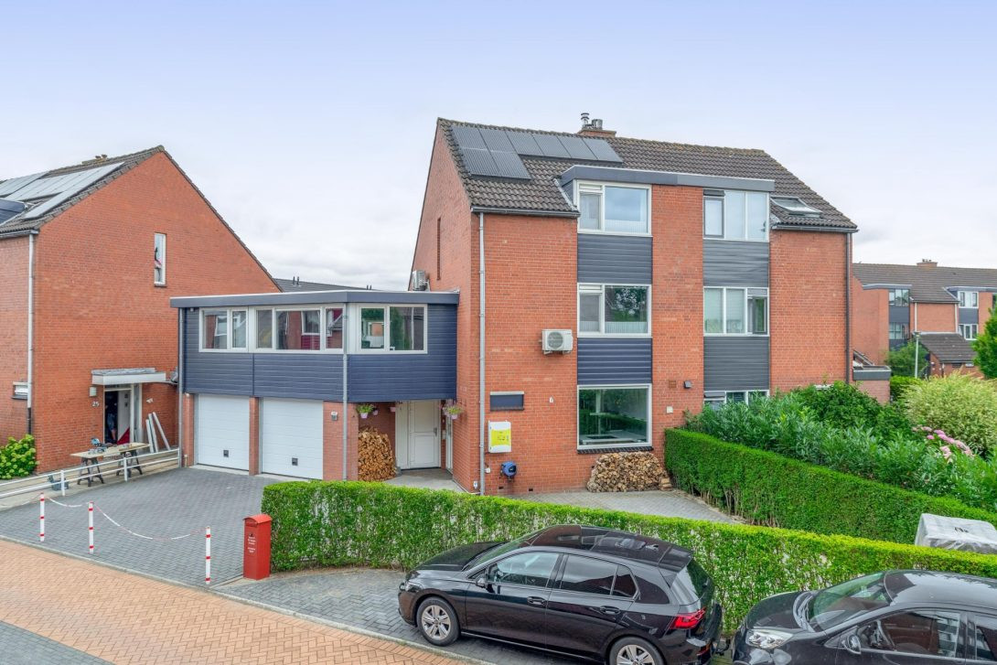Tussenwoning te koop: Anjelier 27, Krimpen Aan Den Ijssel