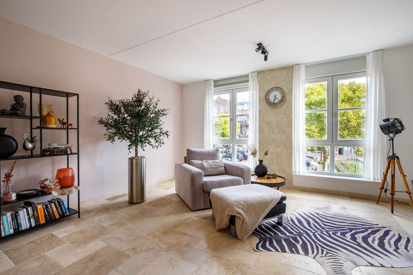 Tussenwoning te koop: Hoofdstraat 4, Krimpen Aan De Lek