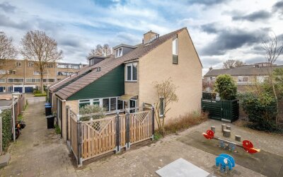 Hoofdstraat 100