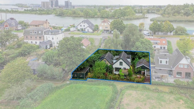 Molendijk 24