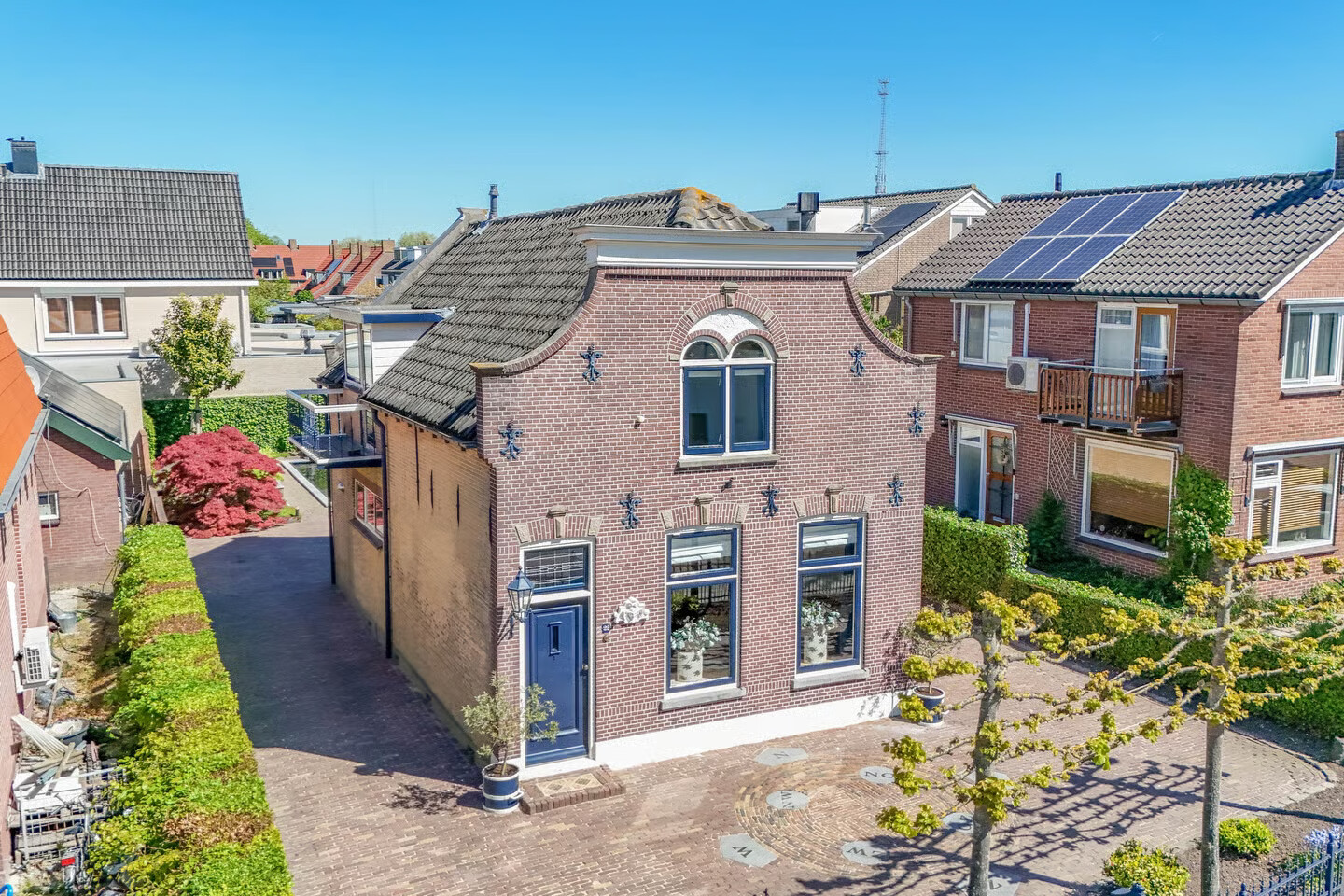 Vrijstaande woning te koop: Burgemeester van der Willigenstraat 22, Lekkerkerk