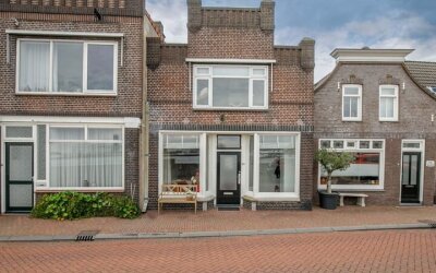 Voorstraat 64