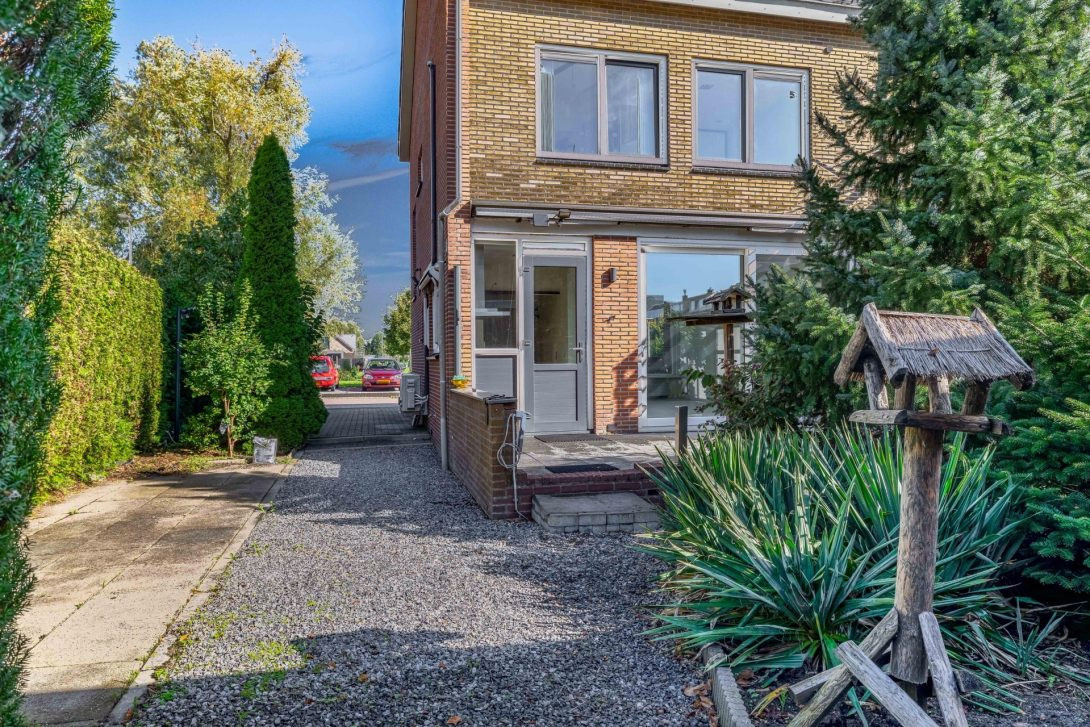 Hoekwoning te koop: Berlagestraat 31, Lekkerkerk