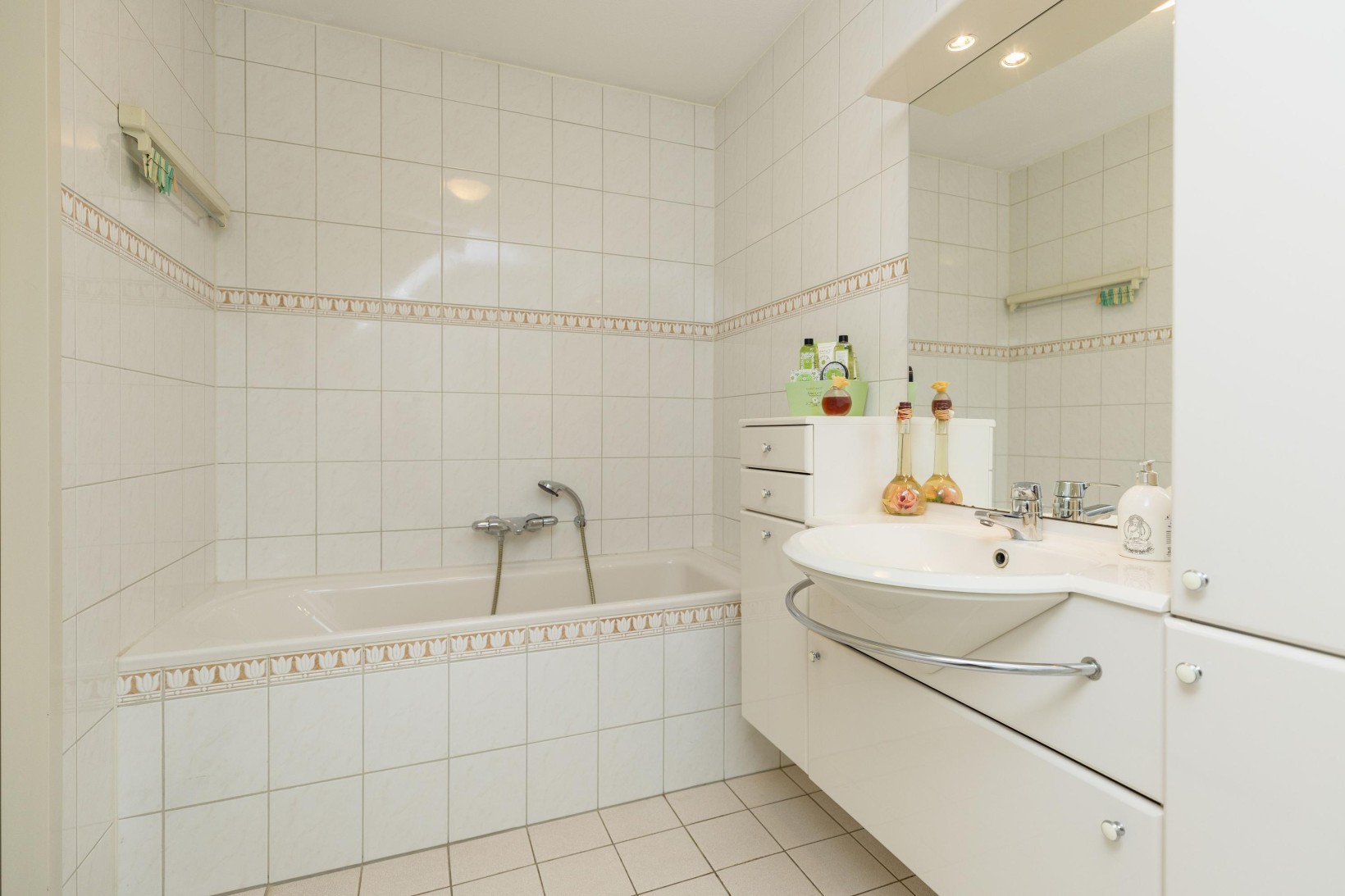 Hoekwoning te koop: Cortgenehof 1, Alblasserdam