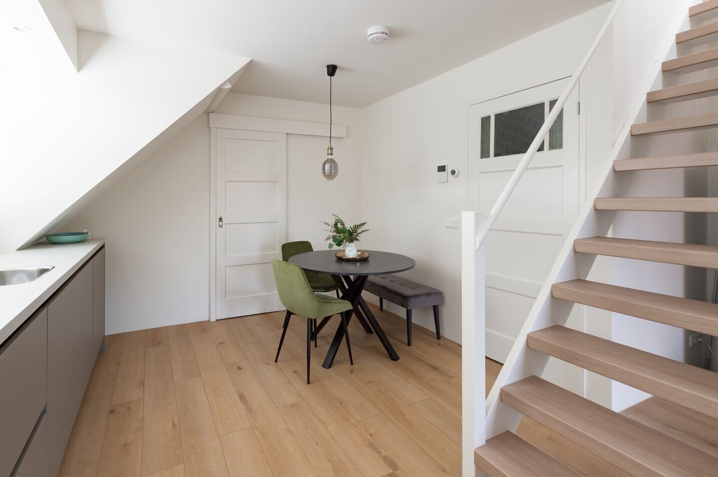 Studio te huur: Dam 81A, Alblasserdam