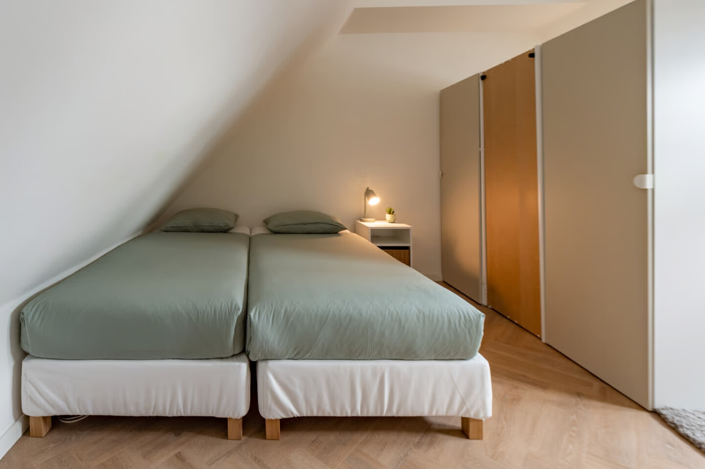 Studio te huur: Dam 81A, Alblasserdam