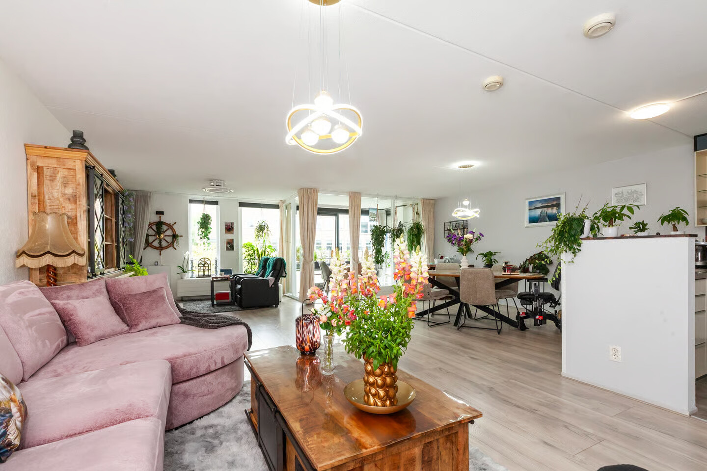 Appartement te koop: Raadhuisplein 29, Alblasserdam