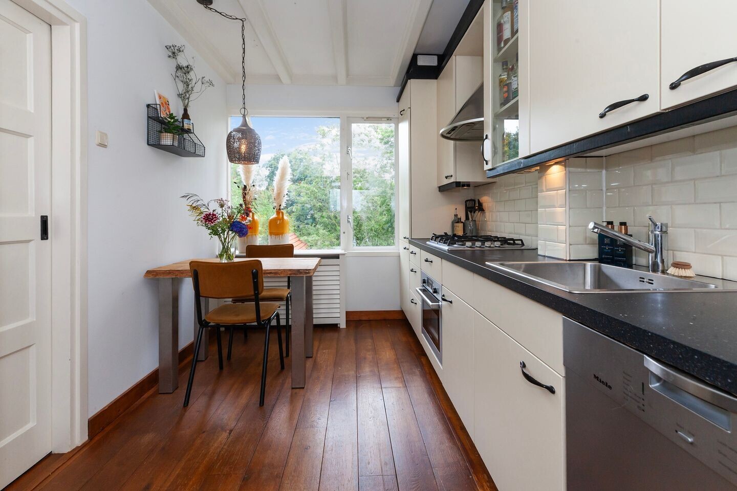 Tussenwoning te koop: Oost Kinderdijk 295, Alblasserdam